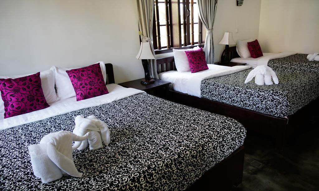 Deluxe Twin Room,1553763124:JPEG